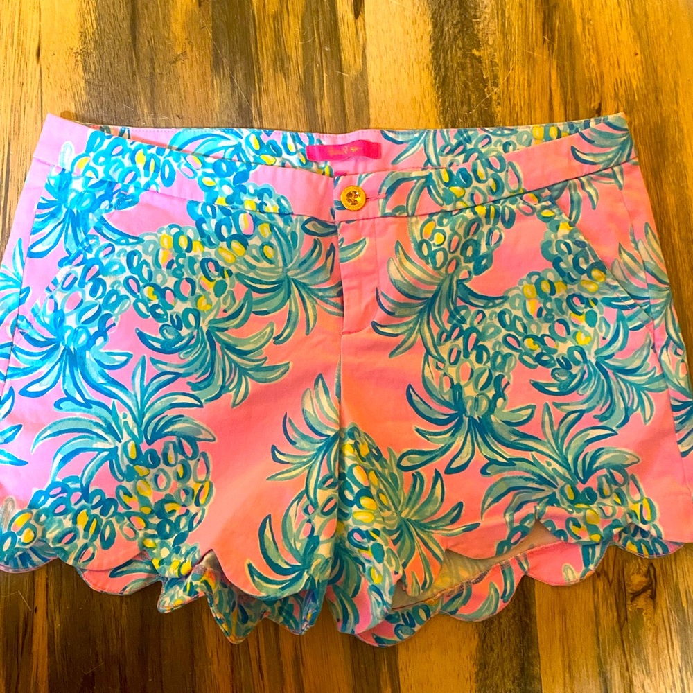 Lilly Pulitzer buttercup shorts size 14